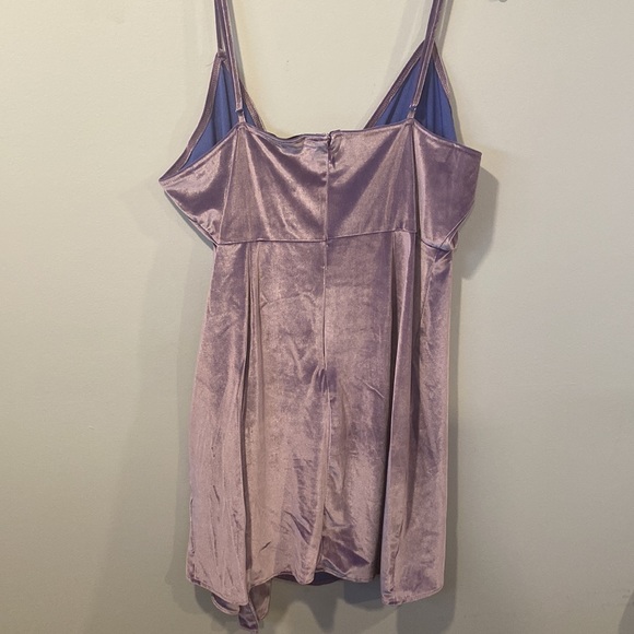 KENDALL + KYLIE Women’s Velour Lavendar Mini Dress Size 16 - Picture 6 of 8